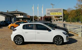 PEUGEOT 208 usata, con Autoradio