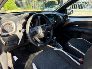 TOYOTA Aygo X usata, con Autoradio