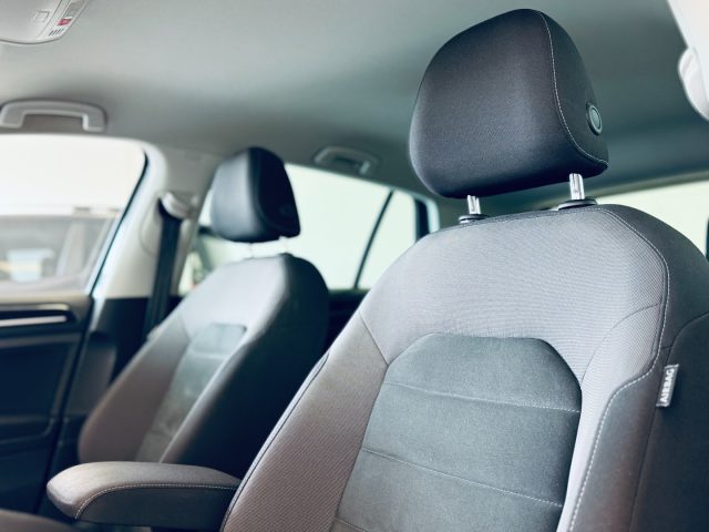 VOLKSWAGEN Golf usata, con Fendinebbia