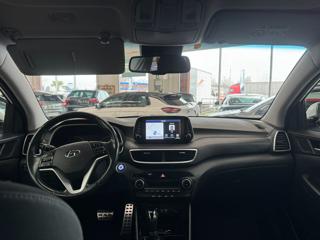 HYUNDAI Tucson usata, con Specchietti laterali elettrici