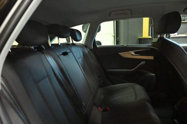 AUDI A4 usata 32