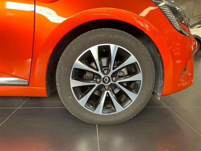 RENAULT Clio usata, con Alzacristalli elettrici