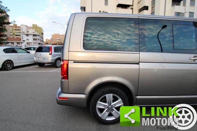 VOLKSWAGEN Caravelle usata, con Sedile posteriore sdoppiato