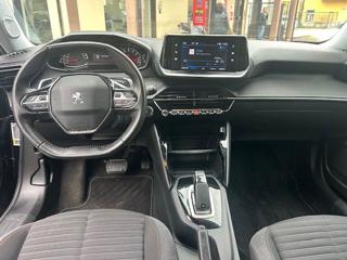 PEUGEOT 2008 usata, con Cerchi in lega