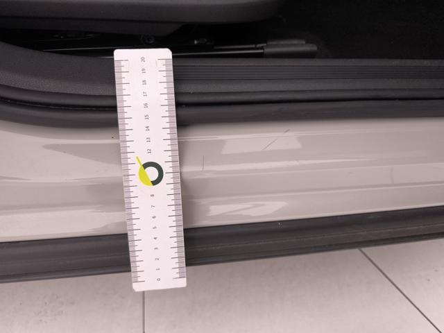 VOLKSWAGEN T-Cross usata, con Luci diurne