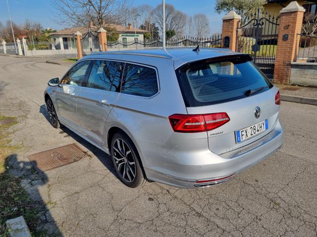 VOLKSWAGEN Passat Variant usata, con Cerchi in lega
