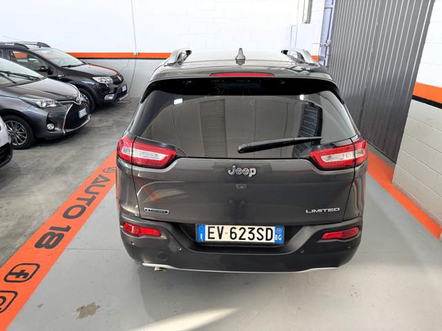 JEEP Cherokee usata, con Sedile posteriore sdoppiato