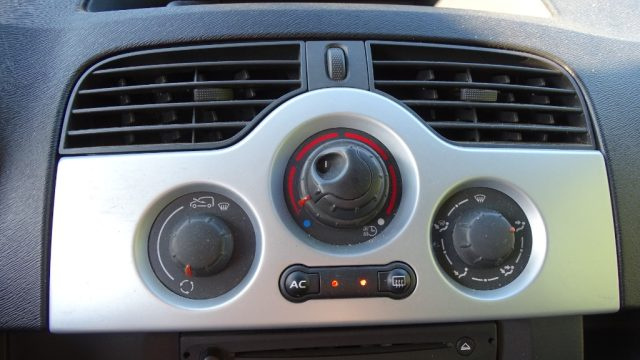 RENAULT Kangoo Z.E. usata 57