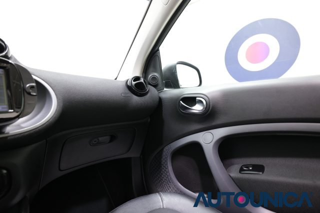 SMART ForTwo usata, con Sensori di parcheggio posteriori