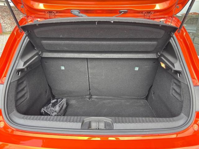 RENAULT Clio usata, con Alzacristalli elettrici
