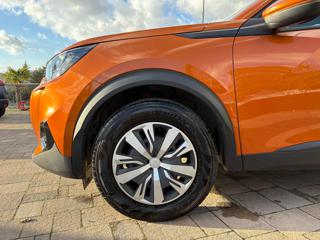 PEUGEOT 2008 usata, con Autoradio