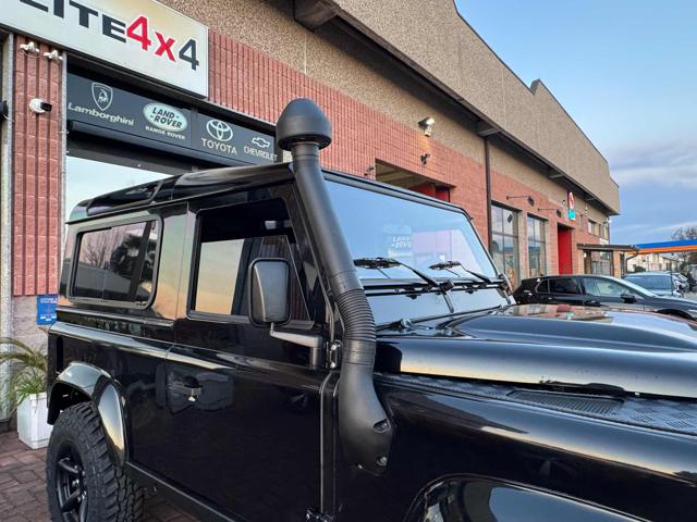 LAND ROVER Defender usata, con Fendinebbia