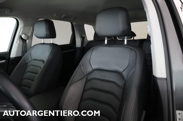 VOLKSWAGEN Touareg usata, con Antifurto
