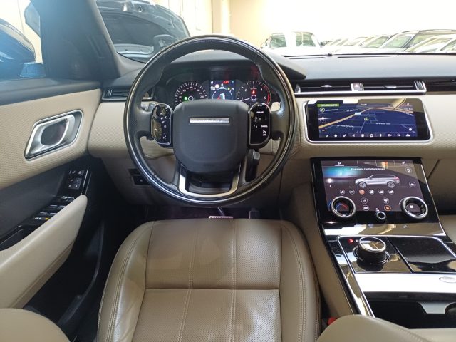 LAND ROVER Range Rover Velar usata, con MP3