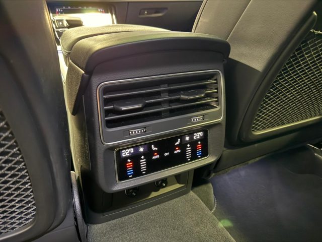 AUDI Q8 usata, con ESP