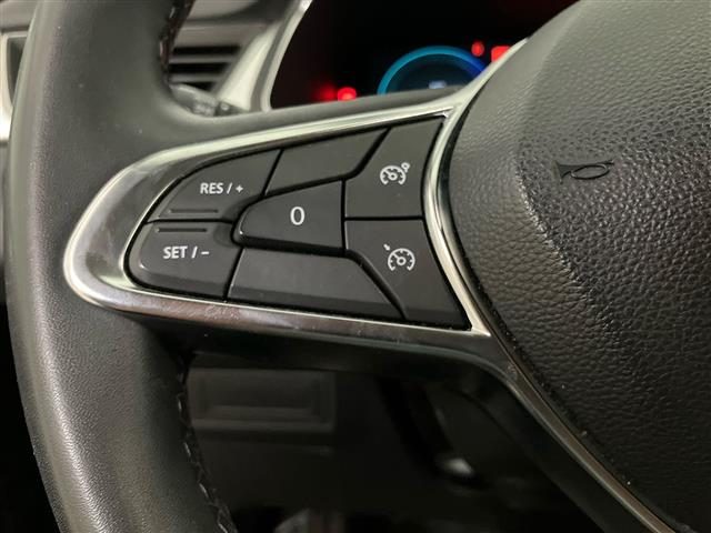 RENAULT Captur usata, con Sensori di parcheggio posteriori