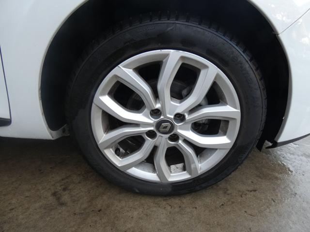 RENAULT Clio usata, con Specchietti laterali elettrici