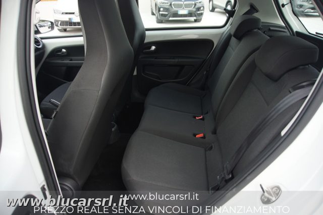 VOLKSWAGEN up! usata 11