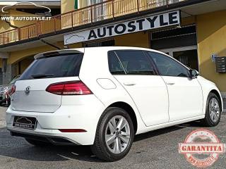 VOLKSWAGEN Golf usata, con Autoradio