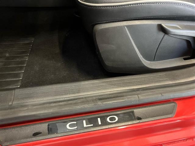 RENAULT Clio usata 24