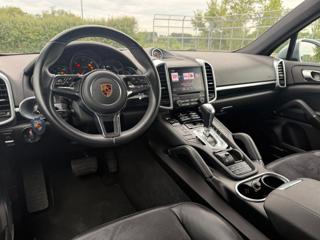 PORSCHE Cayenne usata, con Luci diurne