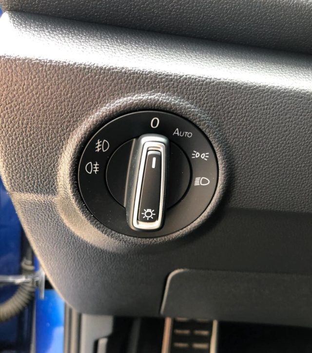VOLKSWAGEN T-Roc usata, con Fari LED