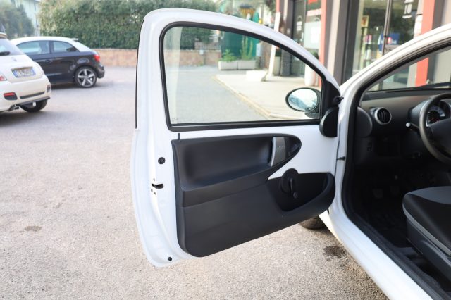 PEUGEOT 107 usata 40