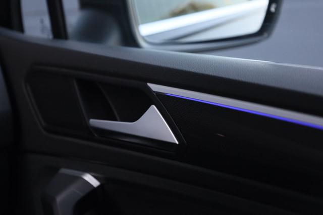 VOLKSWAGEN Tiguan usata, con Sensori di parcheggio posteriori