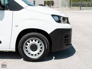 PEUGEOT Partner usata 25
