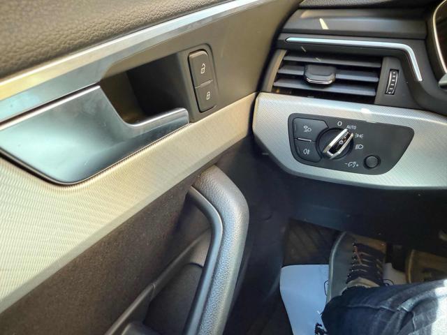 AUDI A4 usata, con Sensori di parcheggio posteriori