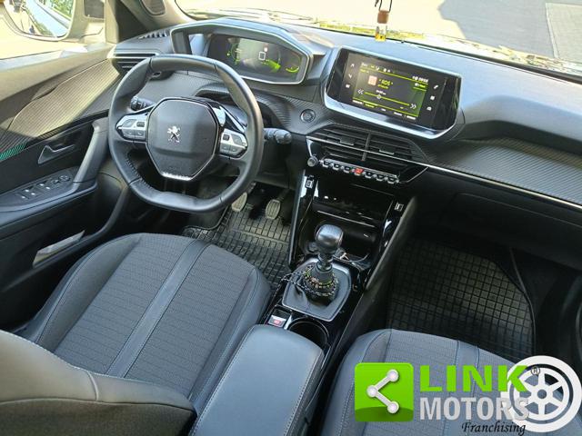PEUGEOT 2008 usata, con Isofix
