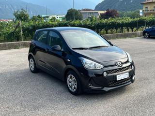 HYUNDAI i10 usata, con Airbag