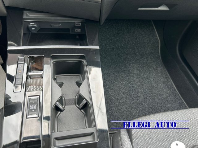 OPEL Astra usata, con Luci diurne