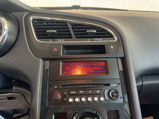 PEUGEOT 5008 usata 26