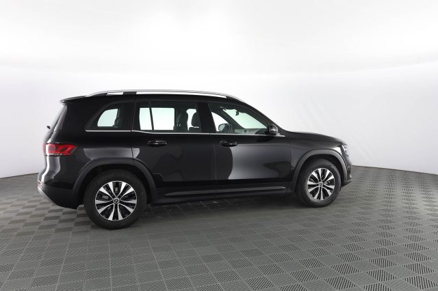 MERCEDES-BENZ GLB 180 usata 2