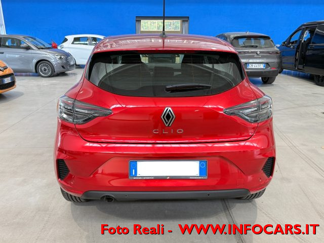 RENAULT Clio usata, con Fari LED
