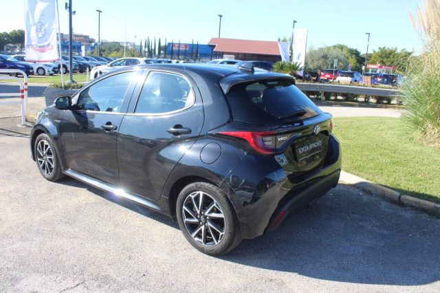 TOYOTA Yaris usata 21