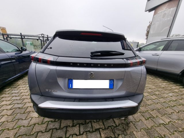 PEUGEOT 2008 usata, con Autoradio