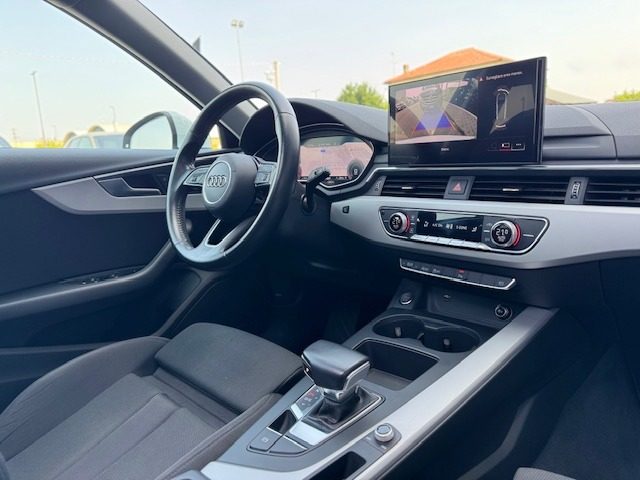 AUDI A4 usata, con Cerchi in lega