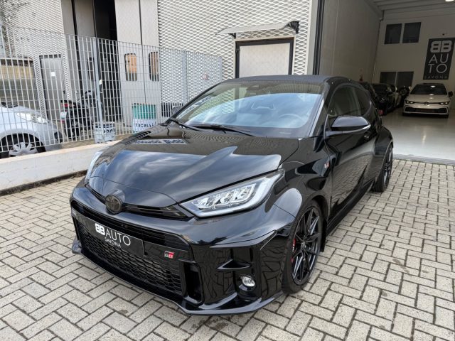 TOYOTA Yaris usata, con Airbag