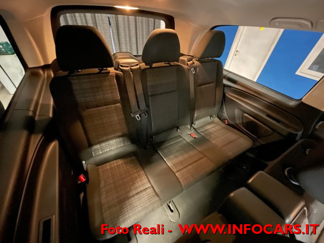 MERCEDES-BENZ Vito usata, con Bluetooth