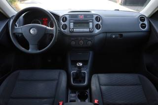 VOLKSWAGEN Tiguan usata, con USB