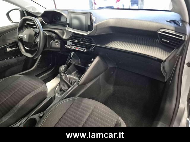 PEUGEOT 208 usata, con USB