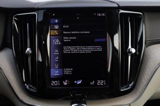 VOLVO XC60 usata, con Tetto panorama