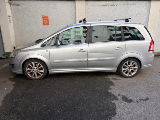OPEL Zafira usata, con Fendinebbia