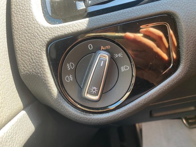 VOLKSWAGEN Golf GTI usata, con Cruise Control