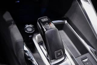 PEUGEOT 5008 usata, con Touch screen