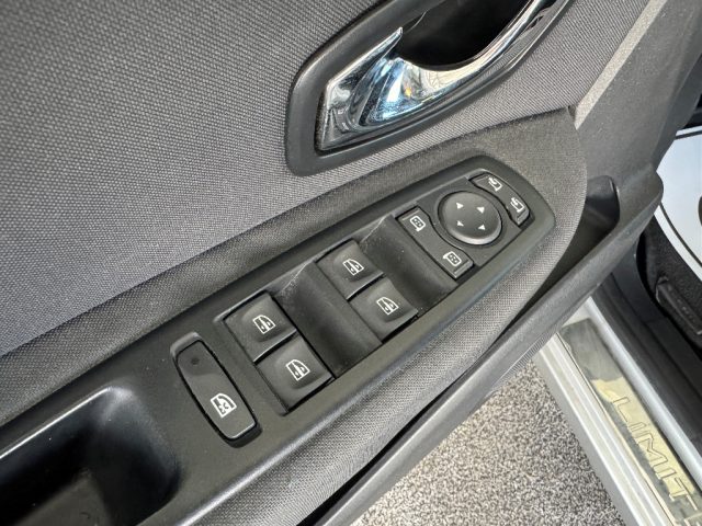 RENAULT Scenic usata 33