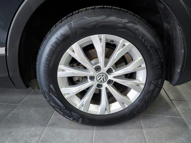 VOLKSWAGEN Tiguan usata, con Servosterzo
