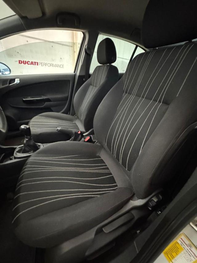 OPEL Corsa usata, con Controllo trazione